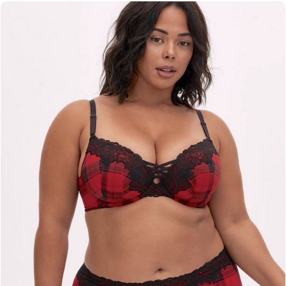 Torrid XO Push-Up Plunge Bra